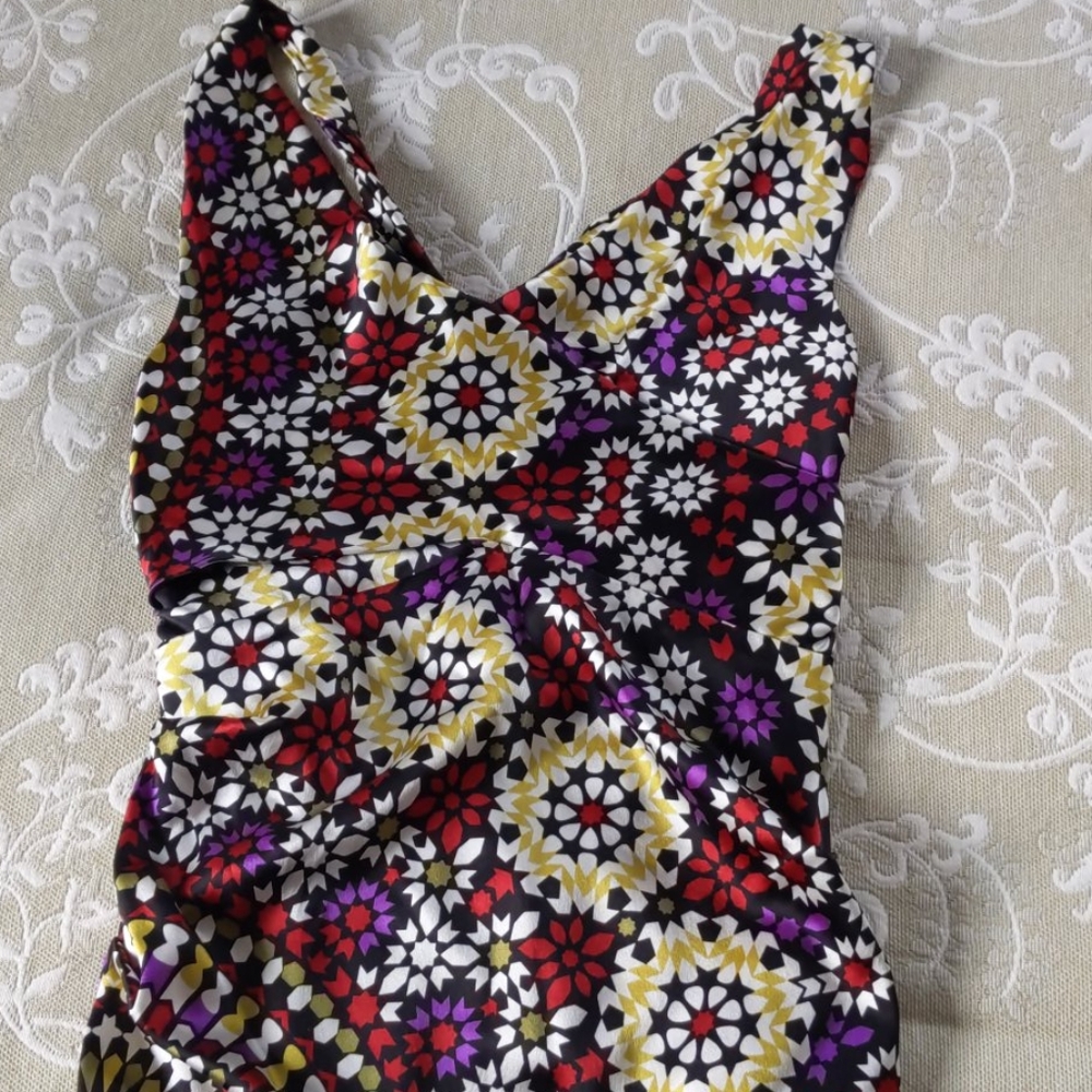 Stunning silky Nicole Miller halter dress